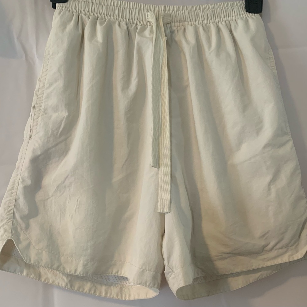 DTLR Exclusive Pro Standard MLB Mens M Athletic Shorts Officially Licensed Ivory